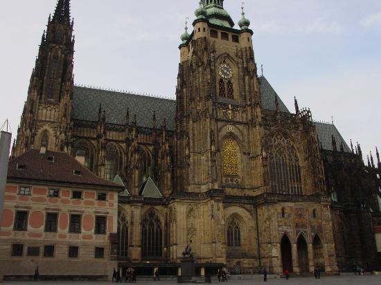 st-vitus-cathedral.jpg