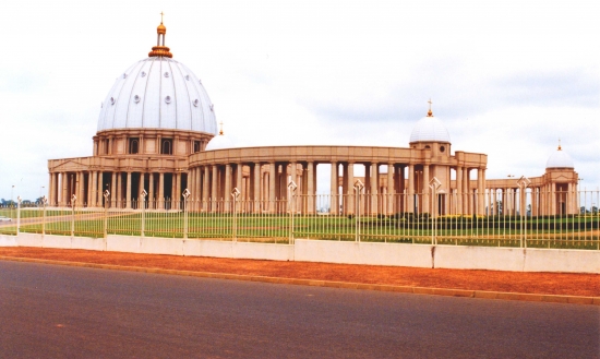 basiliques-yamoussoukro-cote-d-ivoire-11.jpg